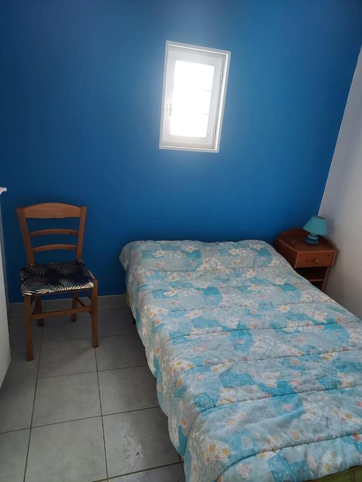 Maisonnette Saintes Bagian luar foto